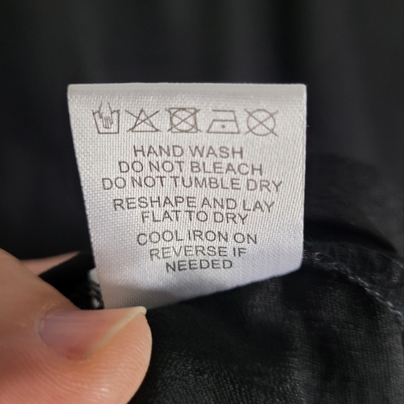 PINK MARTINI | The Joey Tunic sheer button front gathered sleeve top - Picture 6 of 8